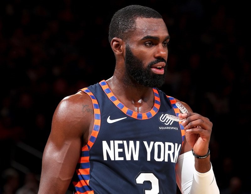 包含纽约尼克斯发布备战花絮，转会期手感冰凉，欧联任务艰巨，纪律约束更严格的词条-开云体育